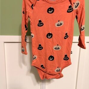 Kyte BABY carve Print Long-Sleeve Bodysuit